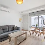 Penthouse In The Heart Of Malaga For 6 People