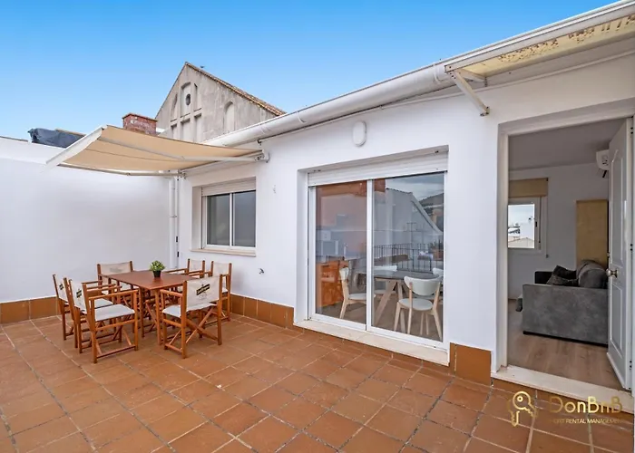 Penthouse In The Heart Of Malaga For 6 People