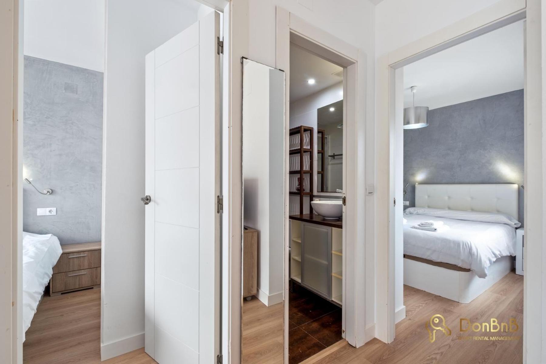 Penthouse In The Heart Of For 6 People * Málaga